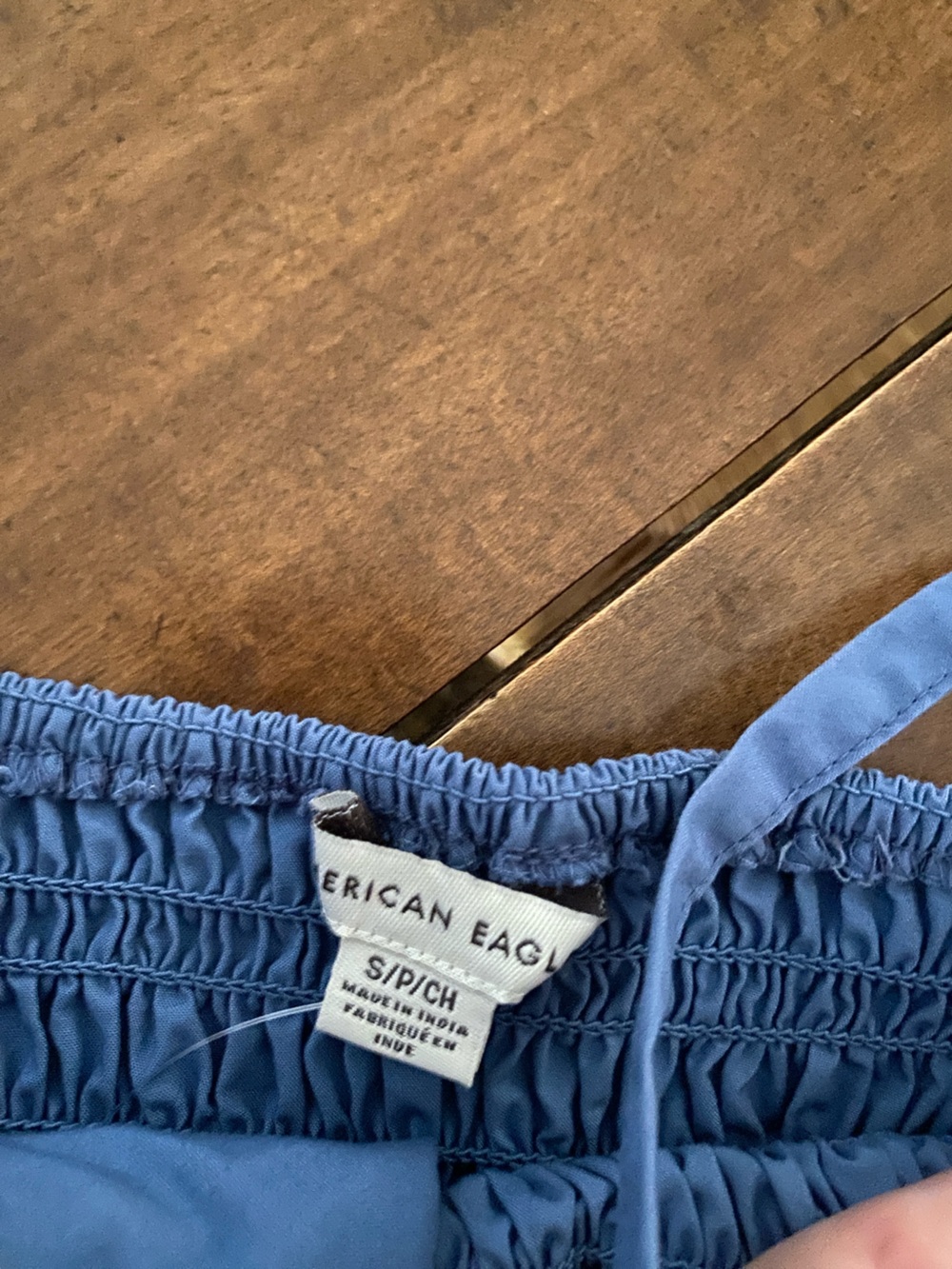 Hollister Pink Eyelet Ruffle Crop & AE Blue Smocked Lace-Up Crop Top - Picture 4 of 11